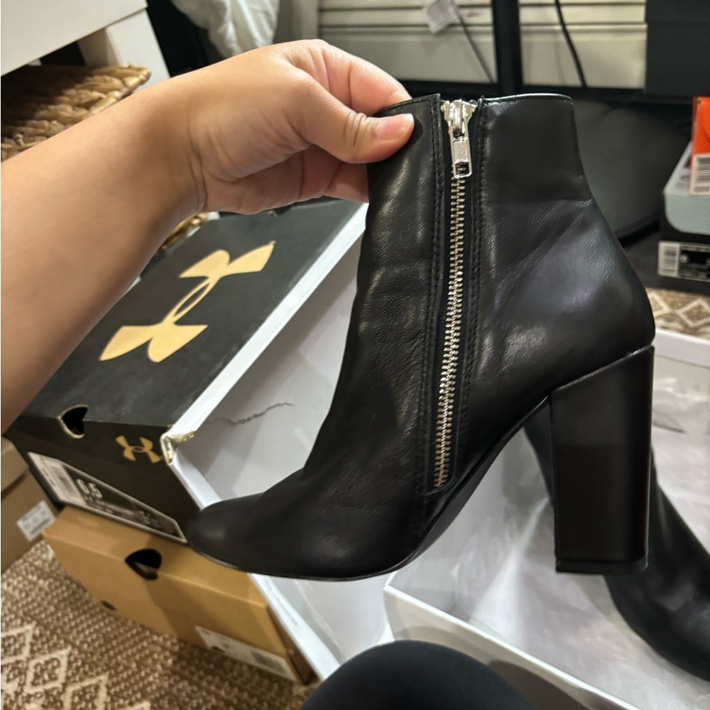 Steve Madden Pixie Black Leather Bootie - image 6